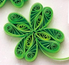 Paper quilled 4 leaf clover